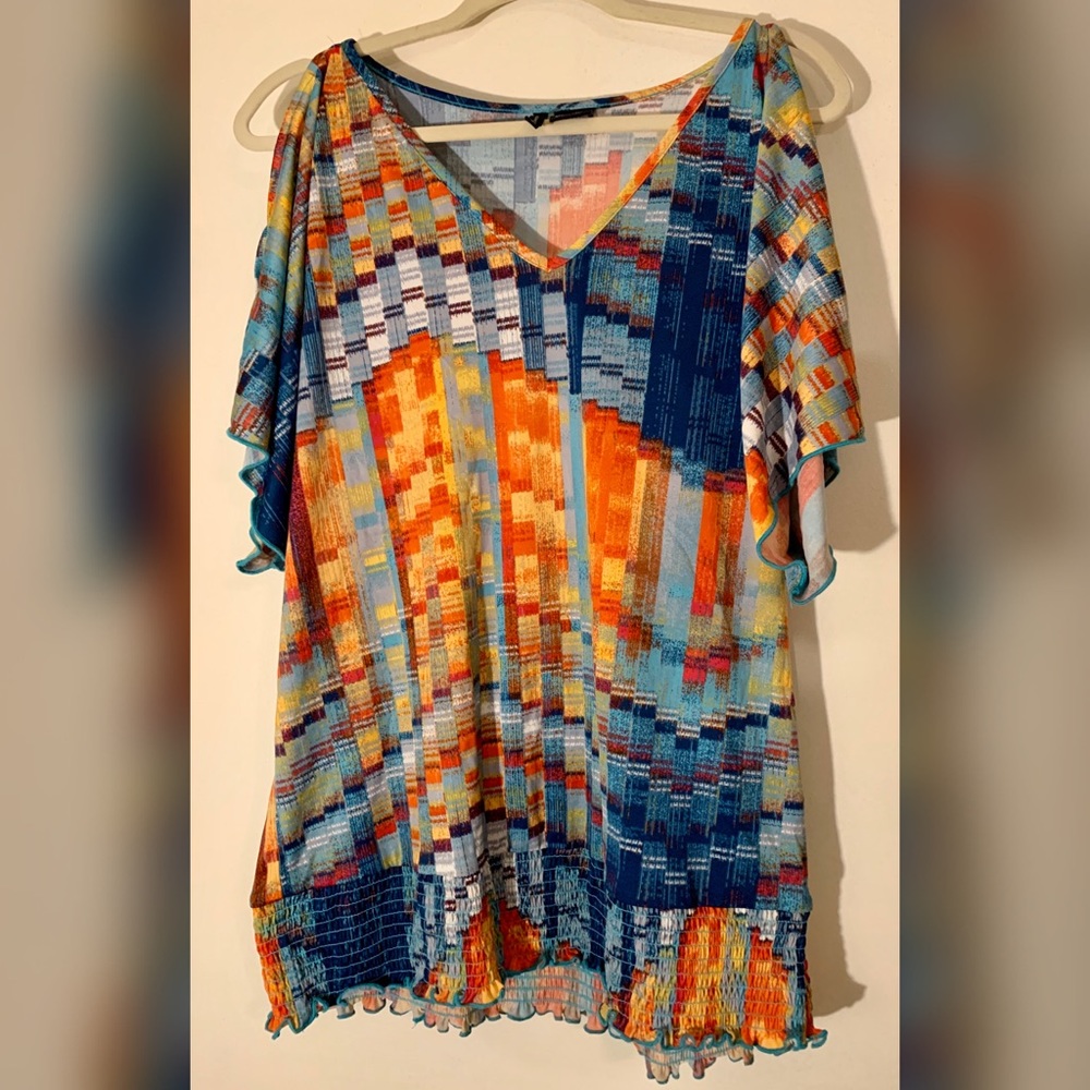 🌻Cold Shoulder Top🌻